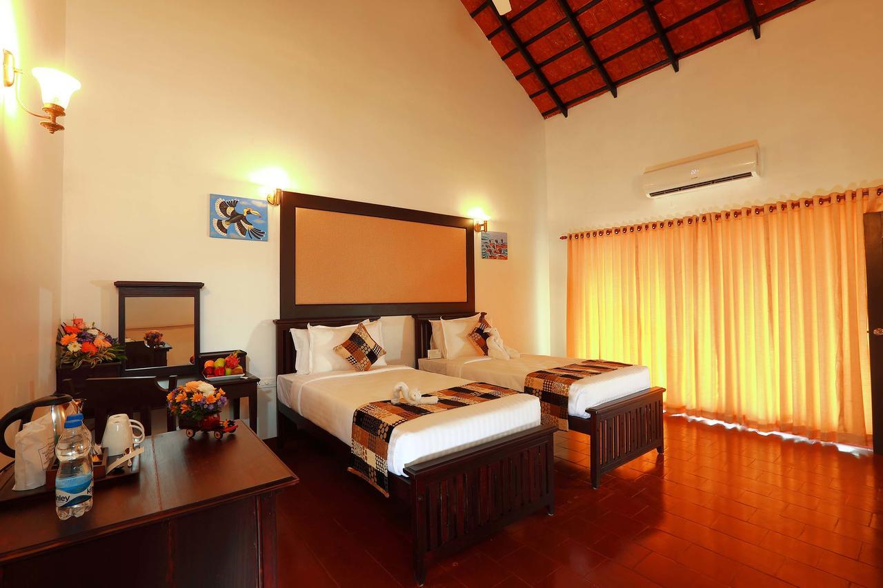 Nihara Resort And Spa Cochin Kochi Eksteriør bilde