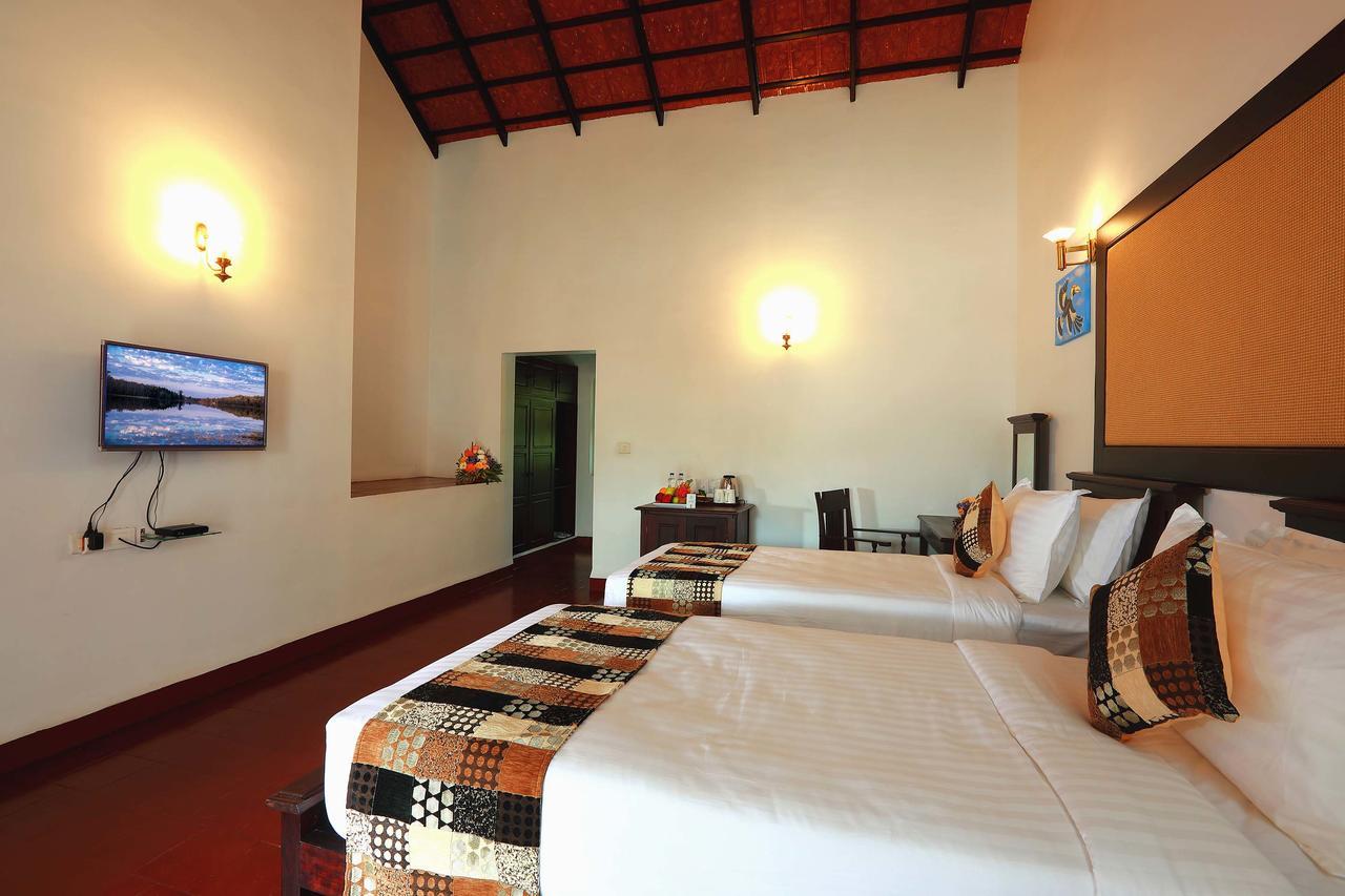 Nihara Resort And Spa Cochin Kochi Eksteriør bilde