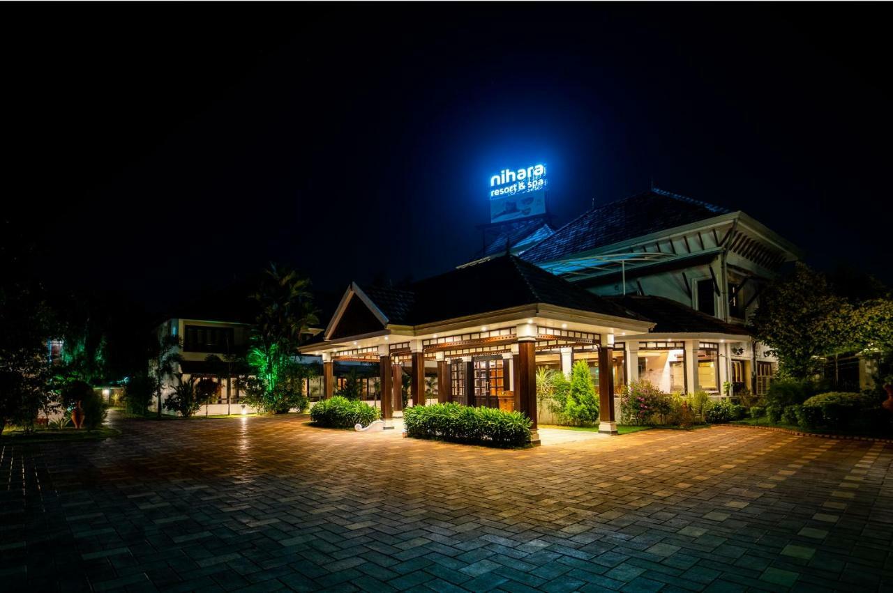 Nihara Resort And Spa Cochin Kochi Eksteriør bilde